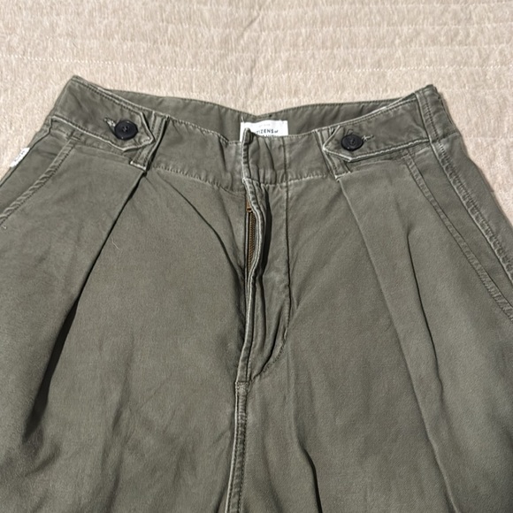 Citizens of Humanity Cara Cropped Pleated Trouser - Picture 5 of 9